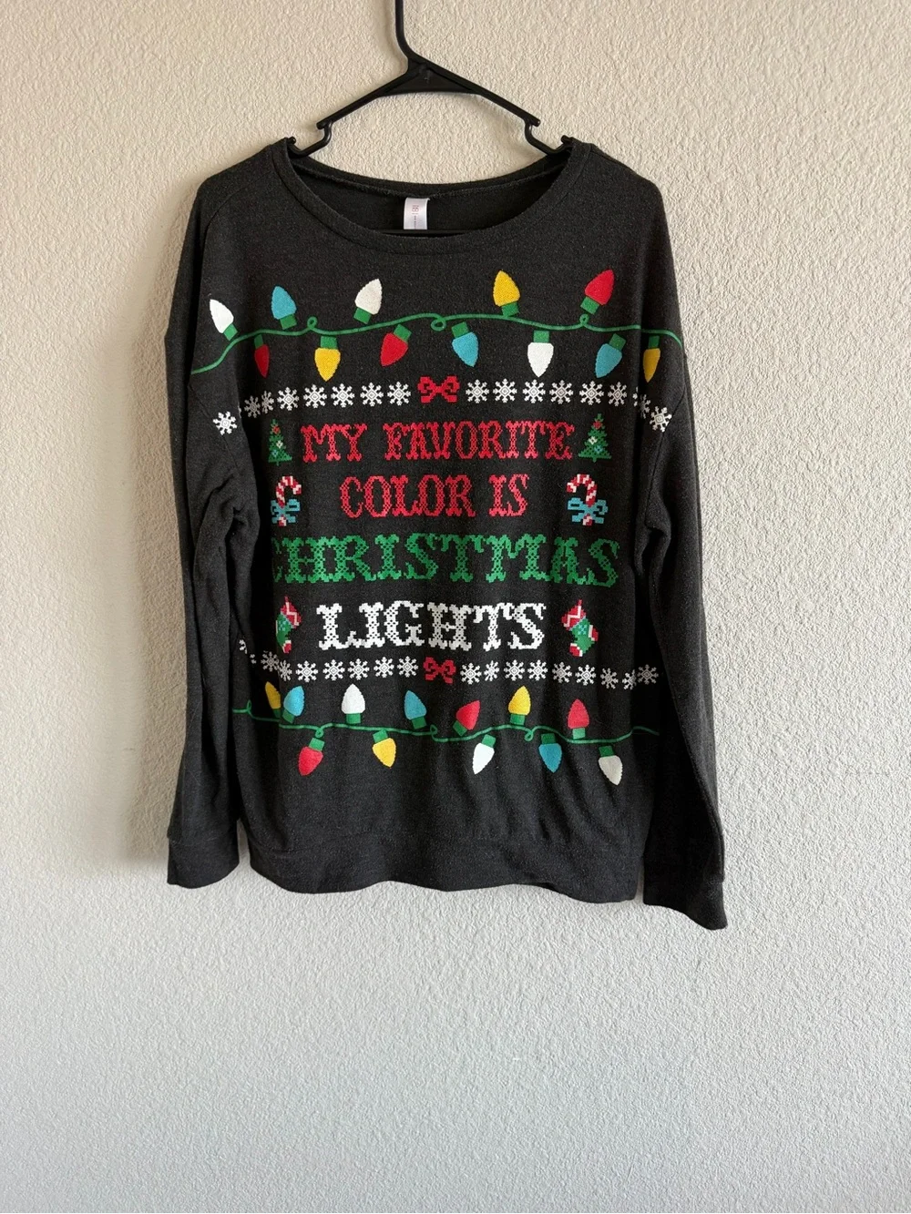 No Boundaries Black Holiday Sweatshirt with Multicolor Christmas Lights